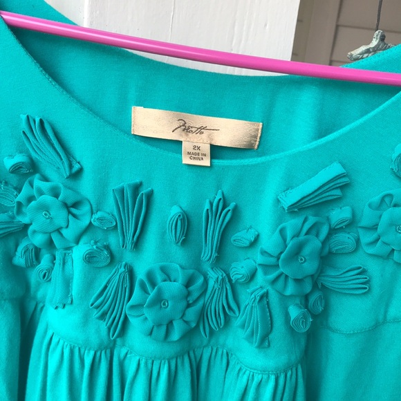 Motto Jewel Tone Cyan Floral Flocked Tunic 2X - Picture 2 of 3